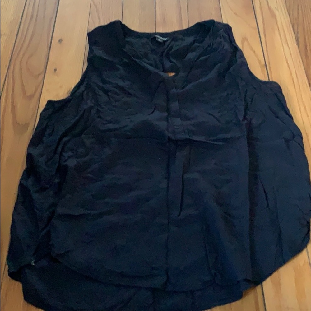 Black v-neck top